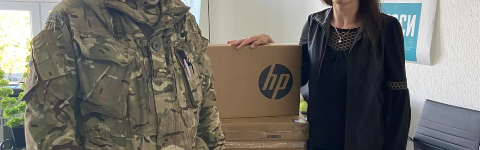 The servicemen received new laptops