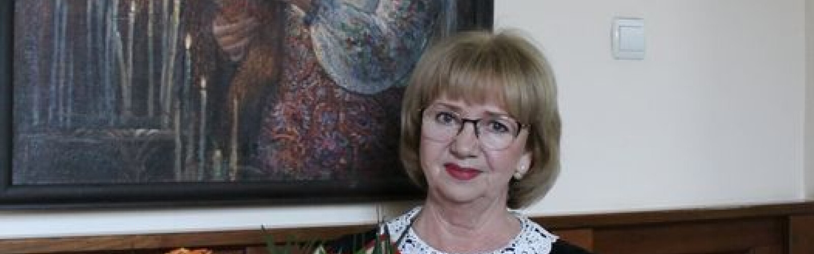 Larysa Polska, Chairman of the Board of the Kherson Community Foundation "Protection", received a high state award - the Order of Princess Olga I degree.