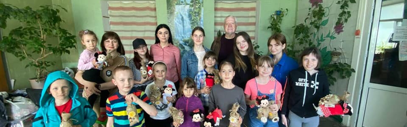Bags for happiness - created in a home atmosphere by children who moved to Vinnytsia from other regions
