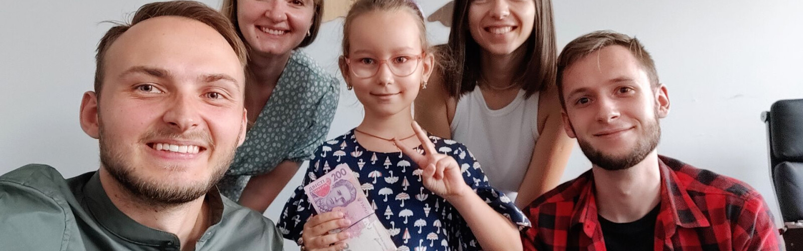 The girl collected 6,045 hryvnias for the Armed Forces