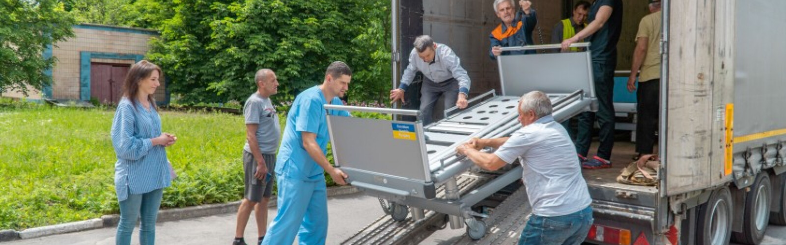 Zhytomyr Community Foundation organized delivery and transfer of electric beds and other equipment to Zhytomyr hospitals from partners from Hungary