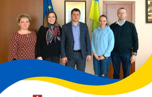 The Podilska Hromada Community Foundation shows an example of effective cooperation between government, business and the community