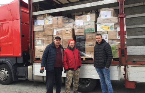 Posylka.de handed over a large consignment of aid