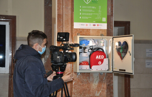 "AED saves lives": presentation of a map of installed AEDs